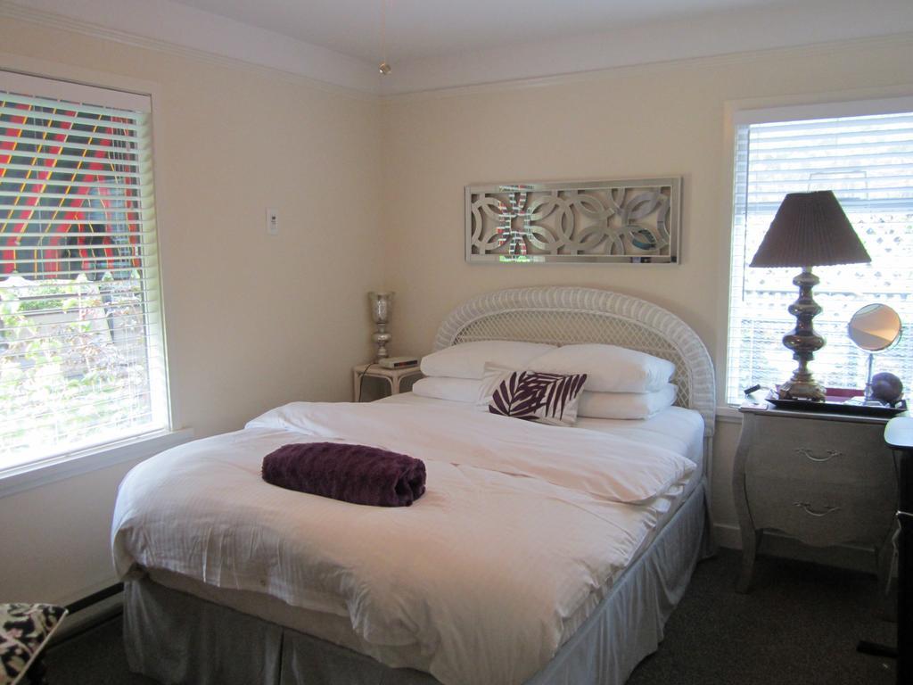 Heathergate Cottage And Suites Victoria Phòng bức ảnh