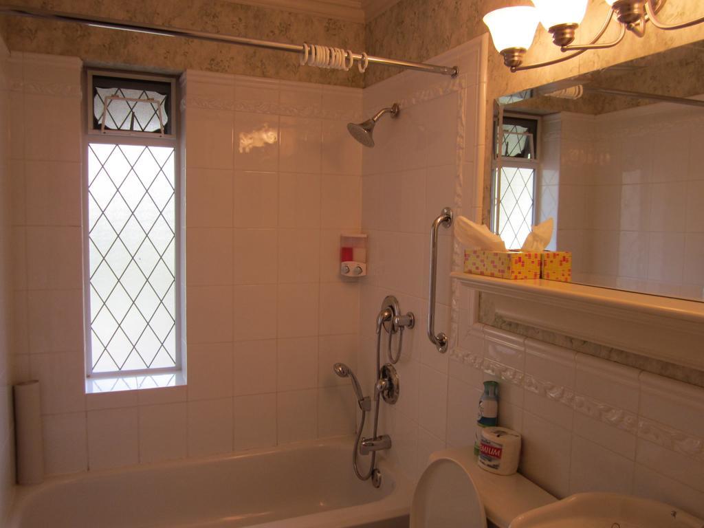 Heathergate Cottage And Suites Victoria Phòng bức ảnh